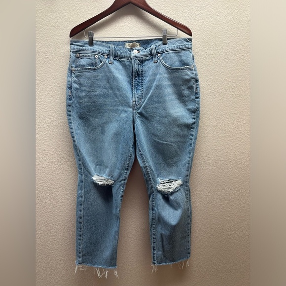 Madewell High Waist Rip Tapered Jeans - Picture 12 of 12